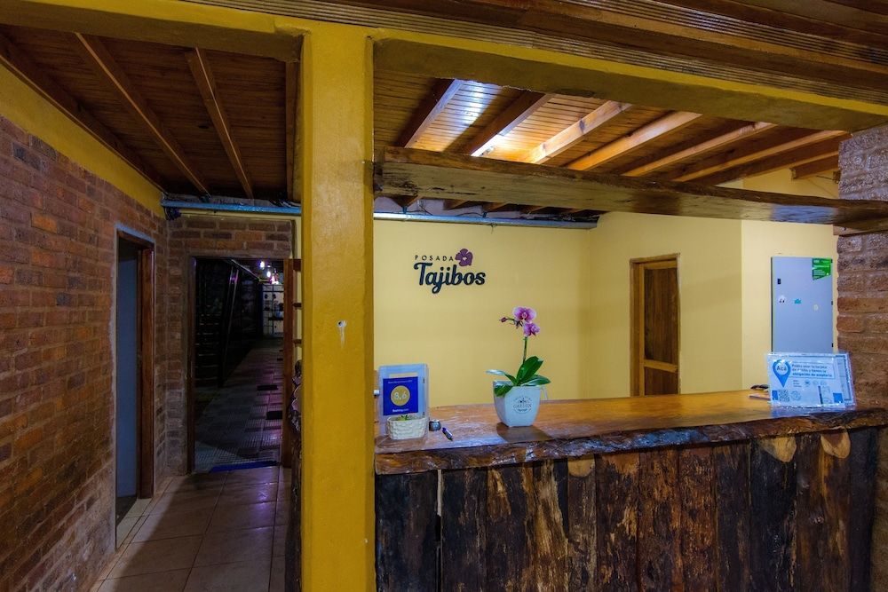 Posada Los Tajibos 2