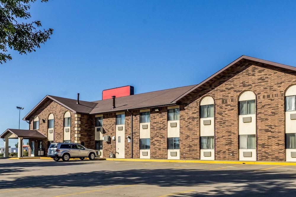 Econo Lodge Sioux Falls North 1