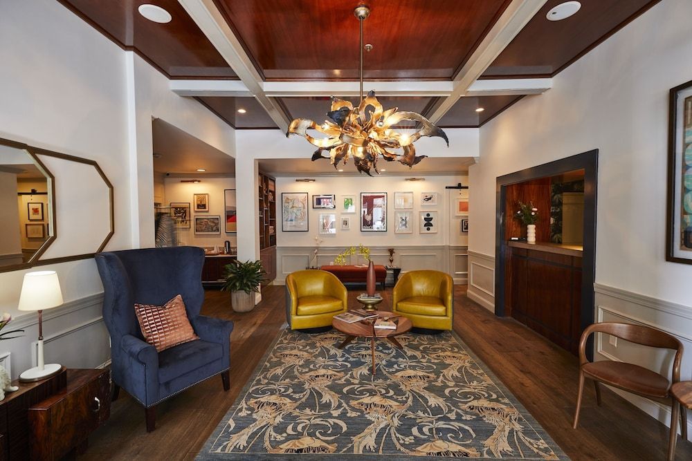 The Oliver Hotel Knoxville, by Oliver 1