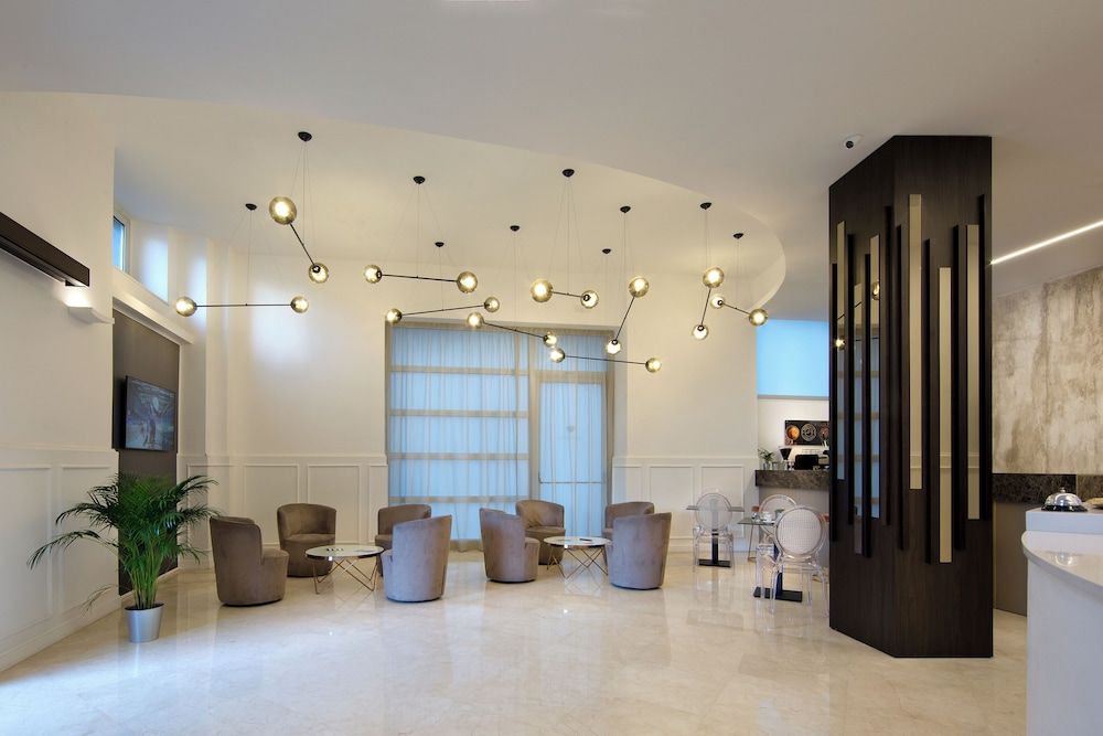 Hotel Diamond 2
