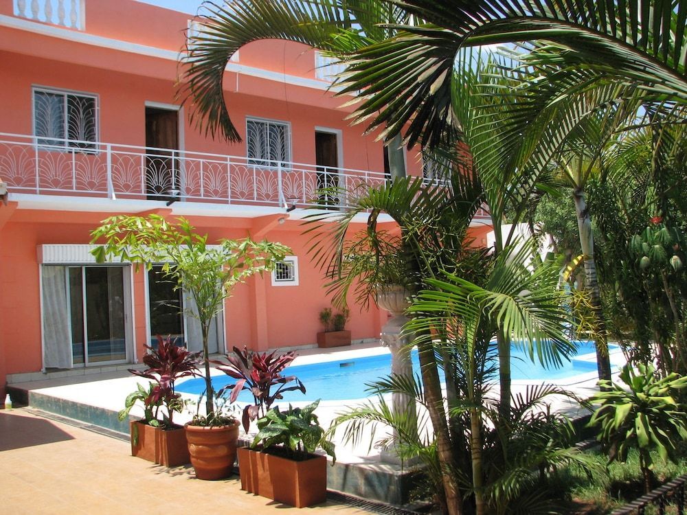 Avamada Lodge 1