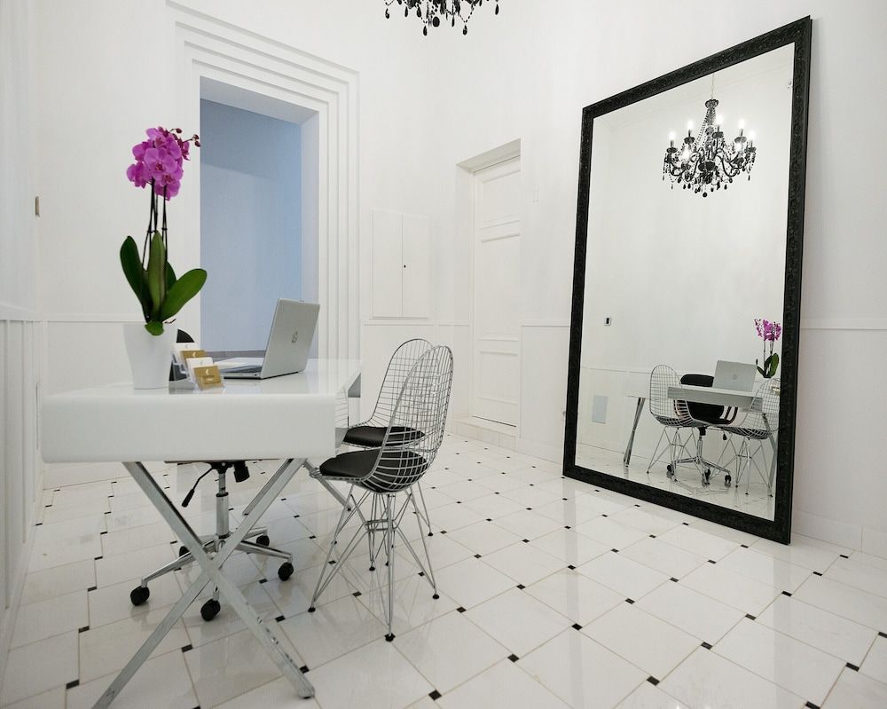 Divina Suites Hotel Boutique - Adults only 2
