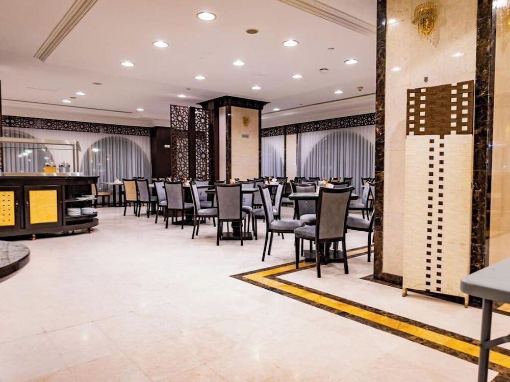 Al Mukhtara International Hotel 1