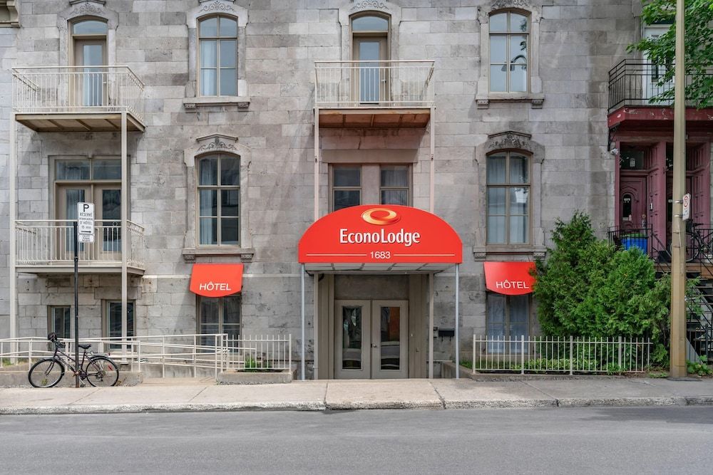 Econo Lodge 1