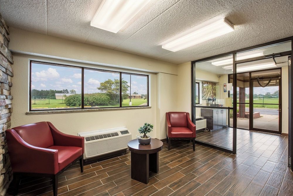 Red Roof Inn Saginaw - Frankenmuth 2