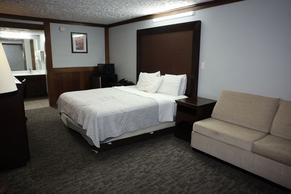 Rittiman Inn and Suites 1