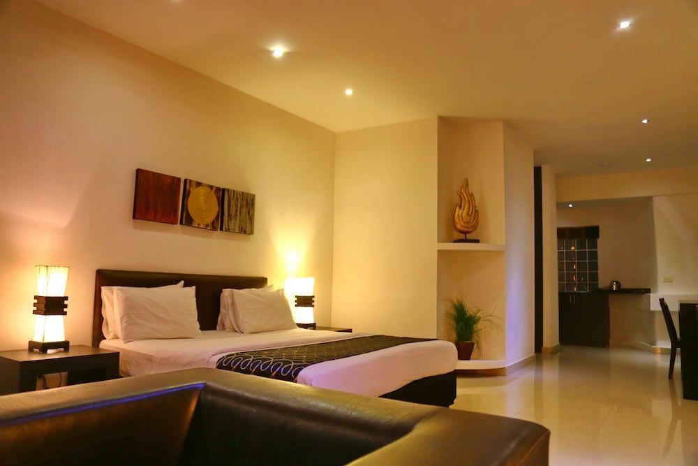 East Suites 1