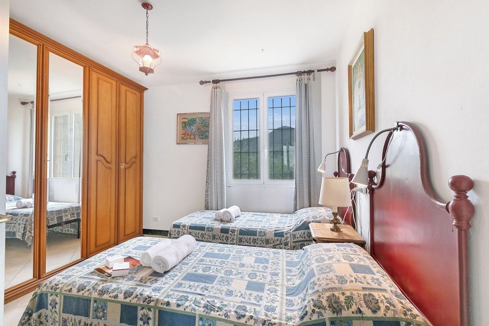 Ca D'artista For Nature Lovers with Terrace Garden - Happy Rentals 1