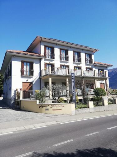 Hotel Fioroni 1