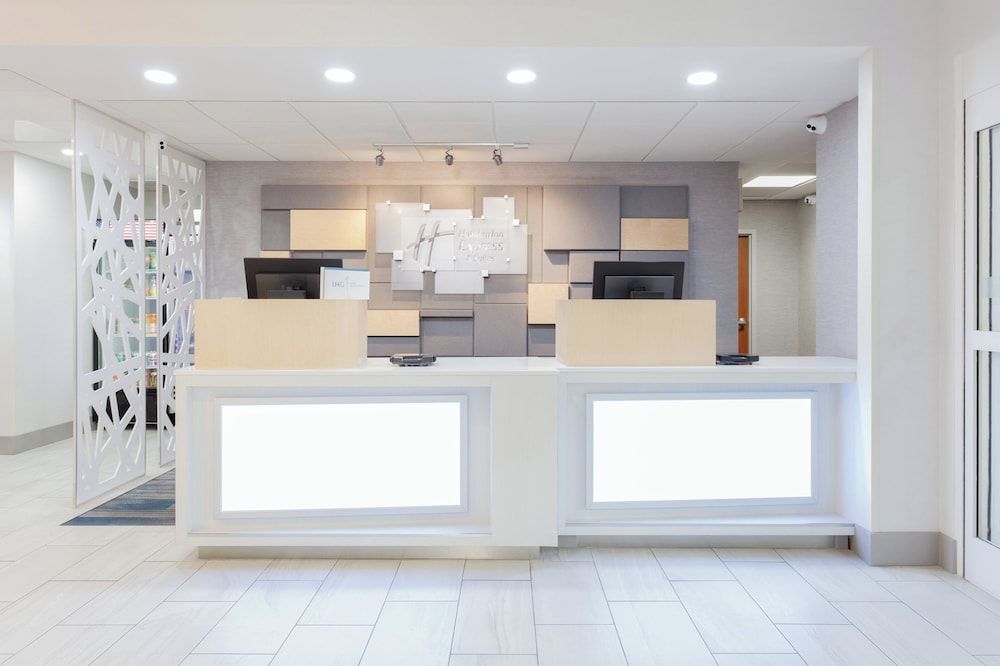 Holiday Inn Express & Suites WILLIAMSBURG by IHG 1