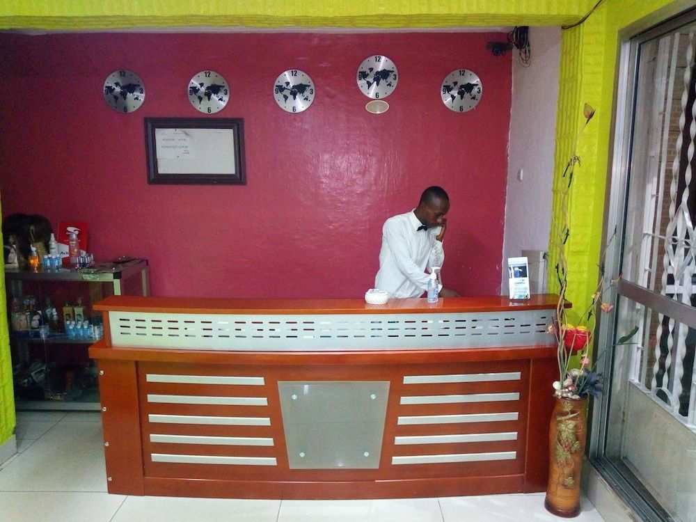 Zambezi Inn Airport Hotel 2