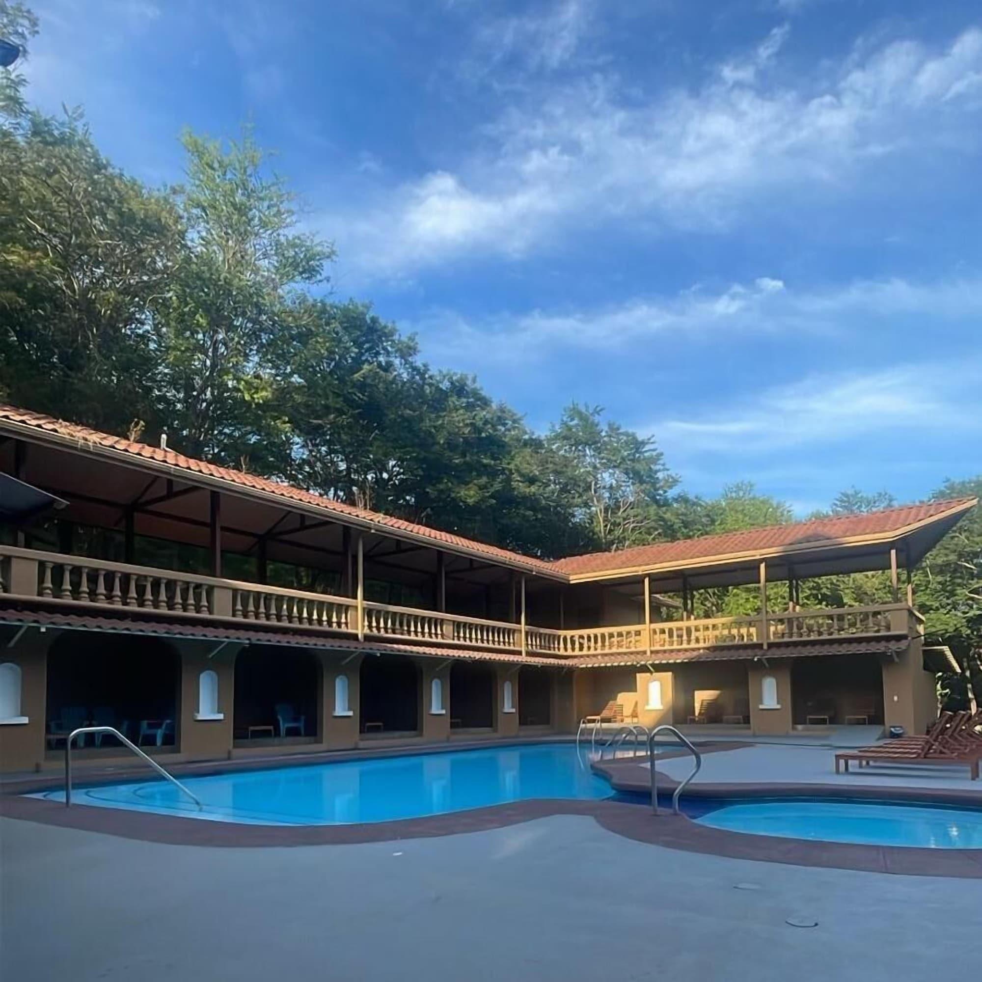 Vista Bahia Beach Resort 2