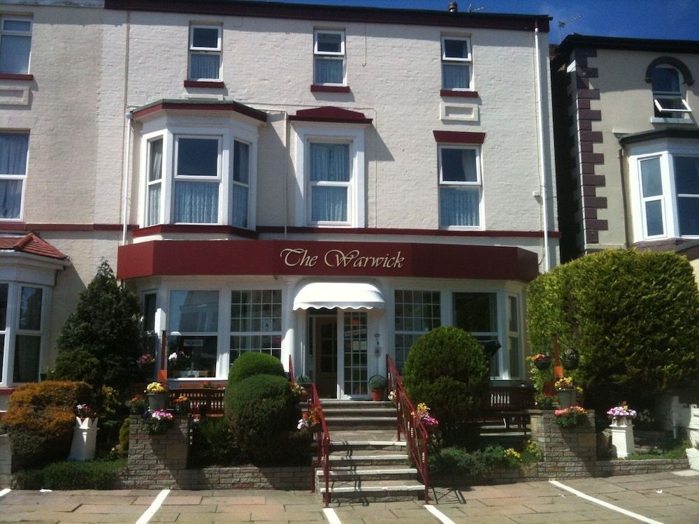 The Warwick Southport 1