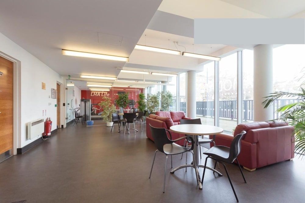 Davies Court (Canary Wharf) 2