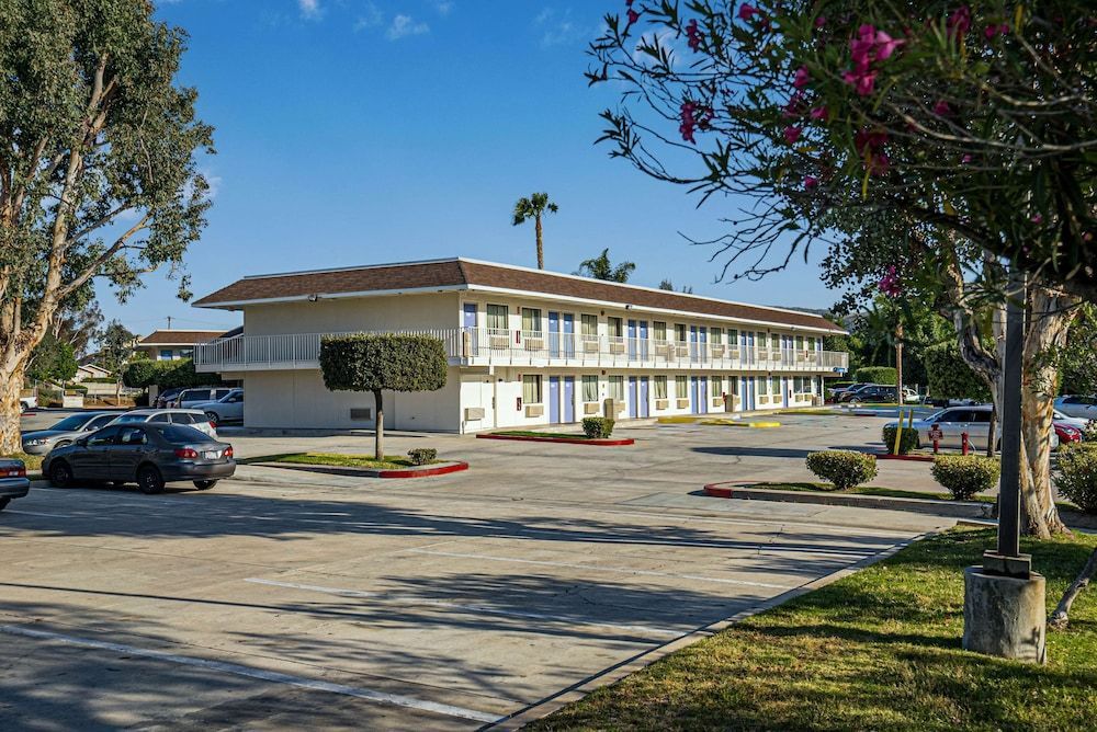 Motel 6 Temecula, CA - Historic Old Town 1
