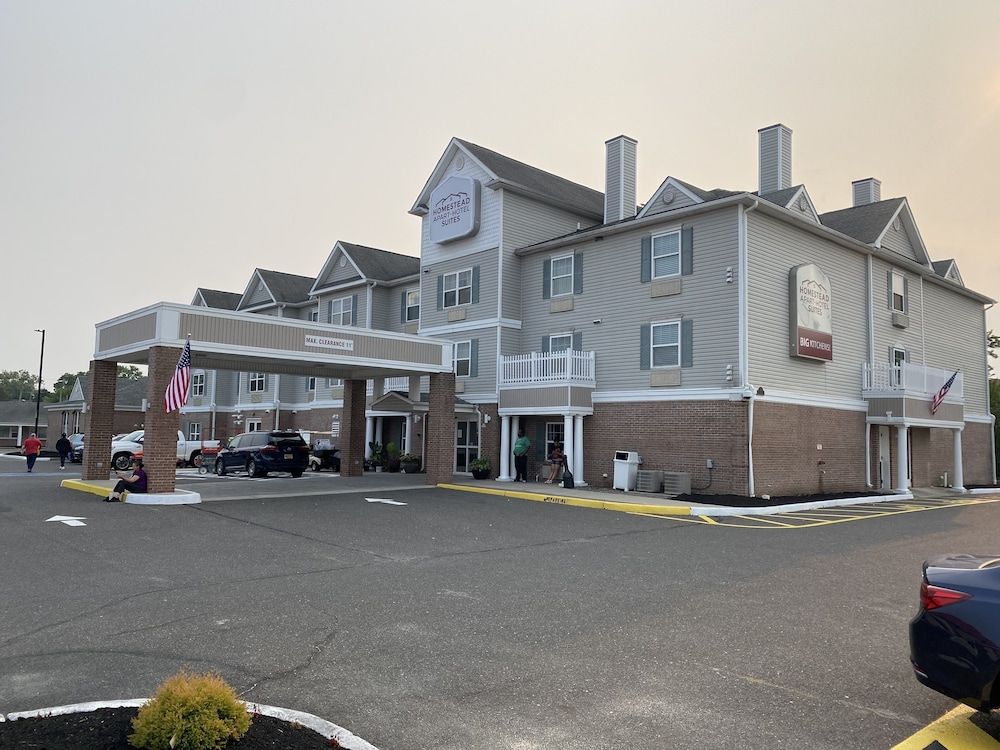 Homestead Lodge Apart Hotel 1