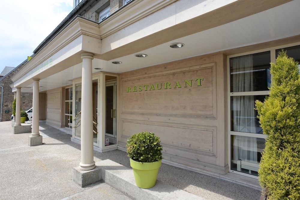 Logis Hôtel Restaurant Le Gue Du Holme 2