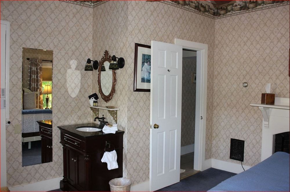 Holbrook House 2