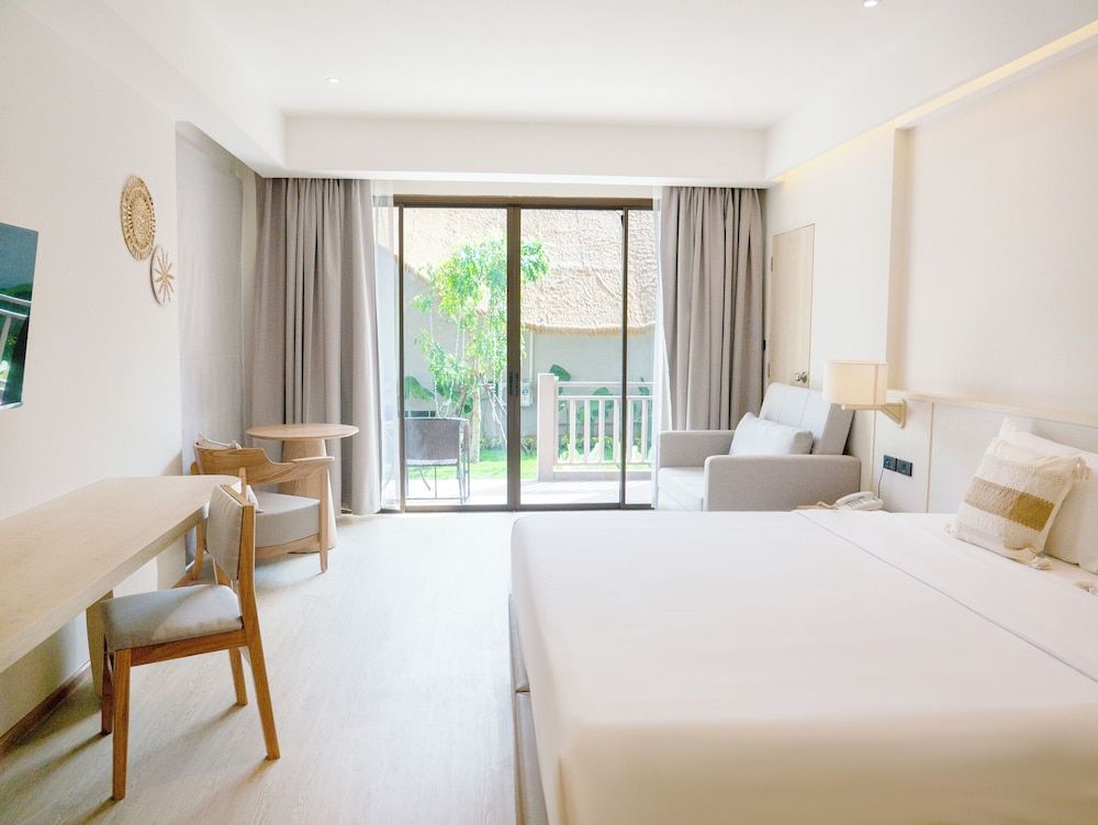 Khaolak Emerald Beach Resort and Spa 2