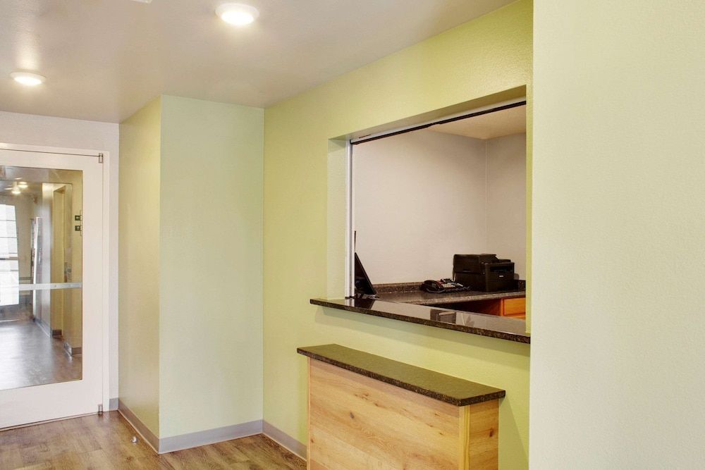 WoodSpring Suites Conroe 2