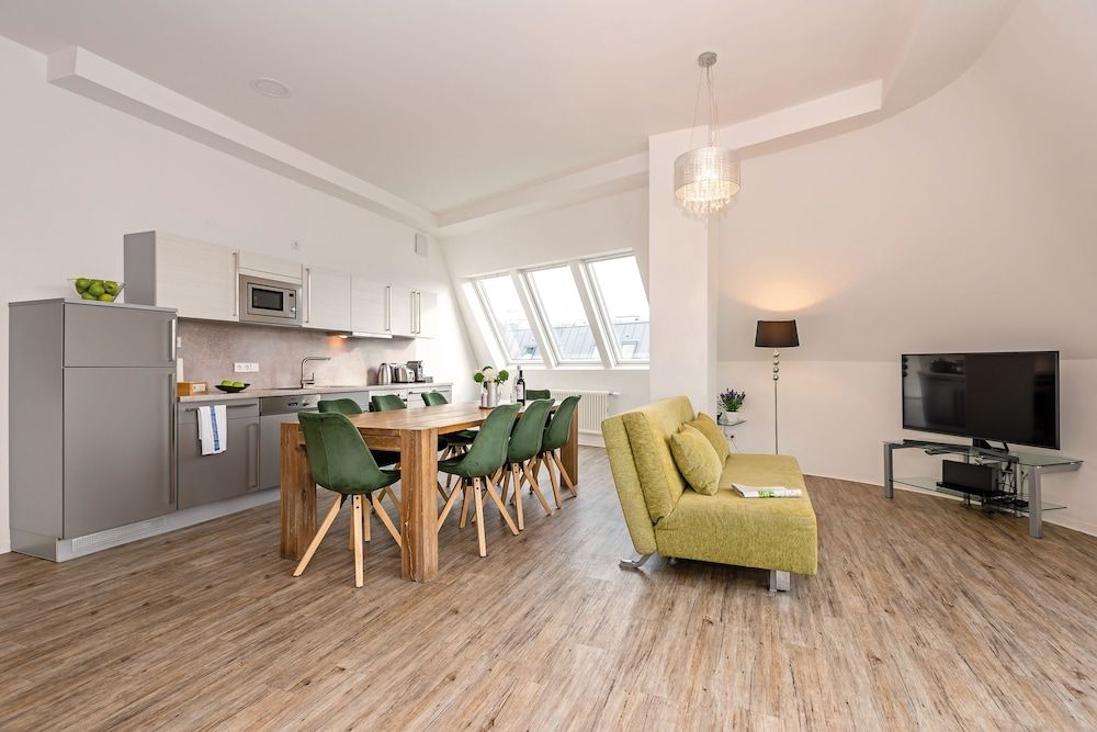 Apartments Rosenthal Residence 1