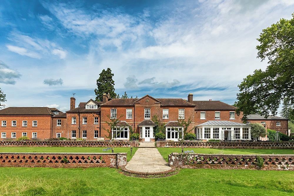 Bartley Lodge Hotel 1
