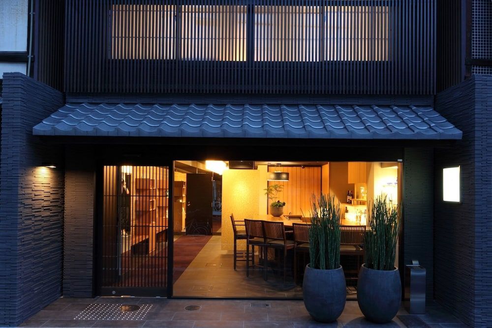 Grace Villa Nijo-jo castle 1