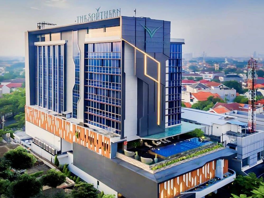 The Southern Hotel Surabaya 1