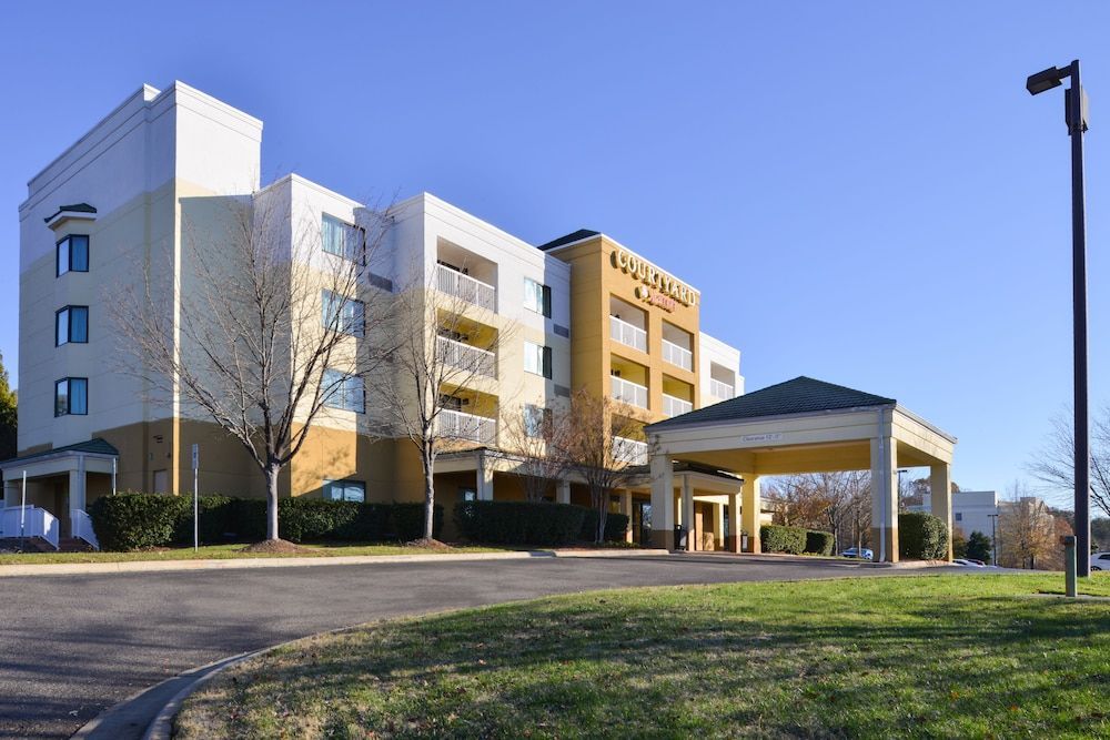 Courtyard by Marriott Charlotte Gastonia 1