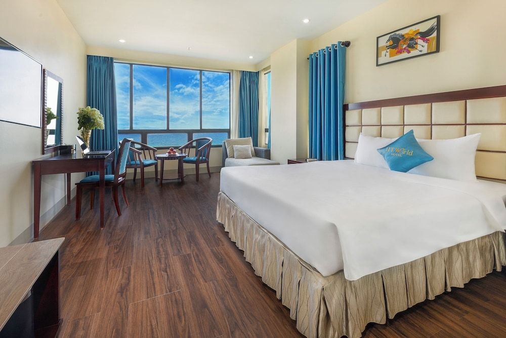 SeaFront Hotel DaNang 1