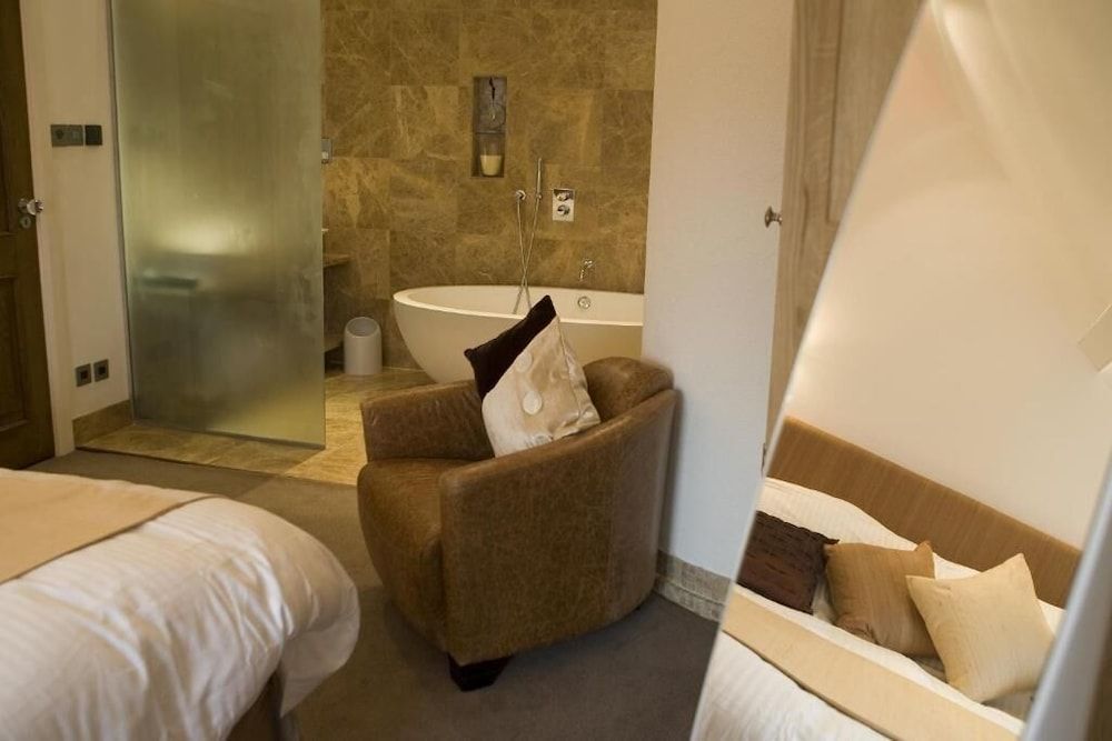 The Rooms Lytham 1