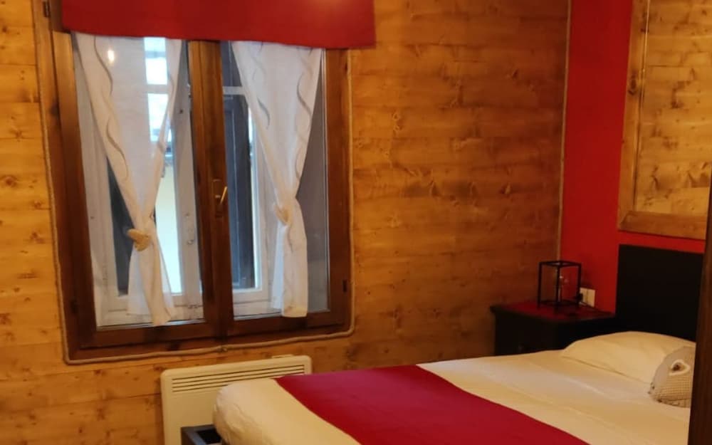 MadeBoutique Rooms 2