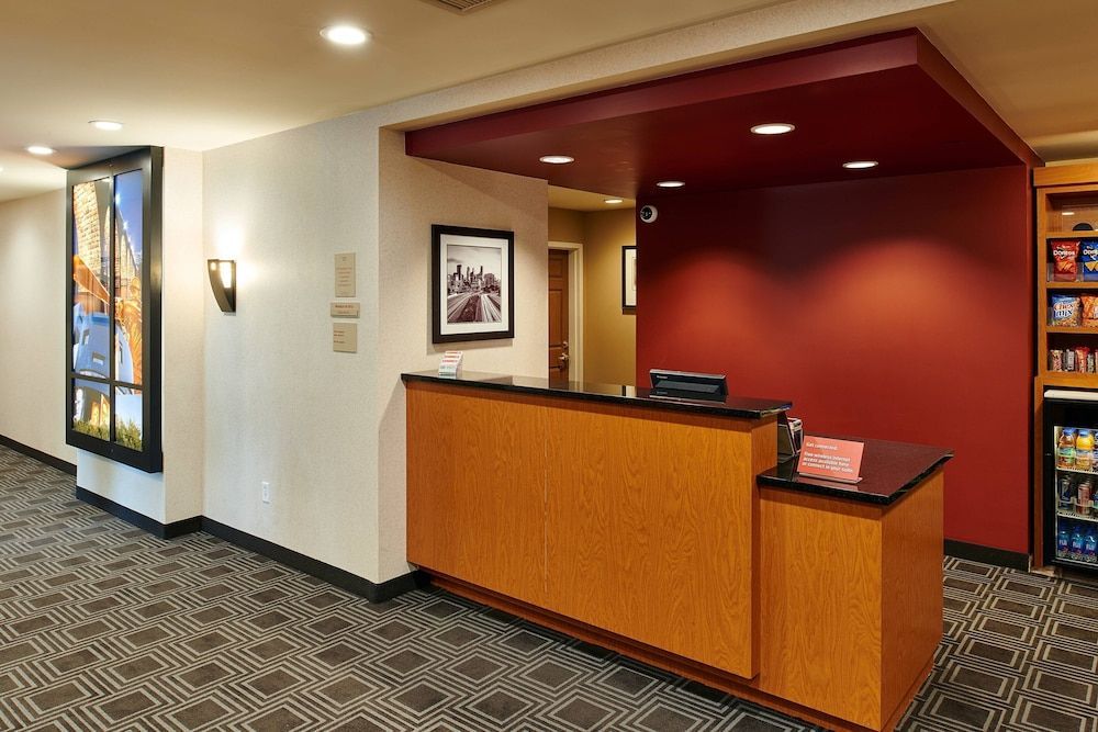 TownePlace Suites by Marriott Minneapolis Downtown/North Loop 2