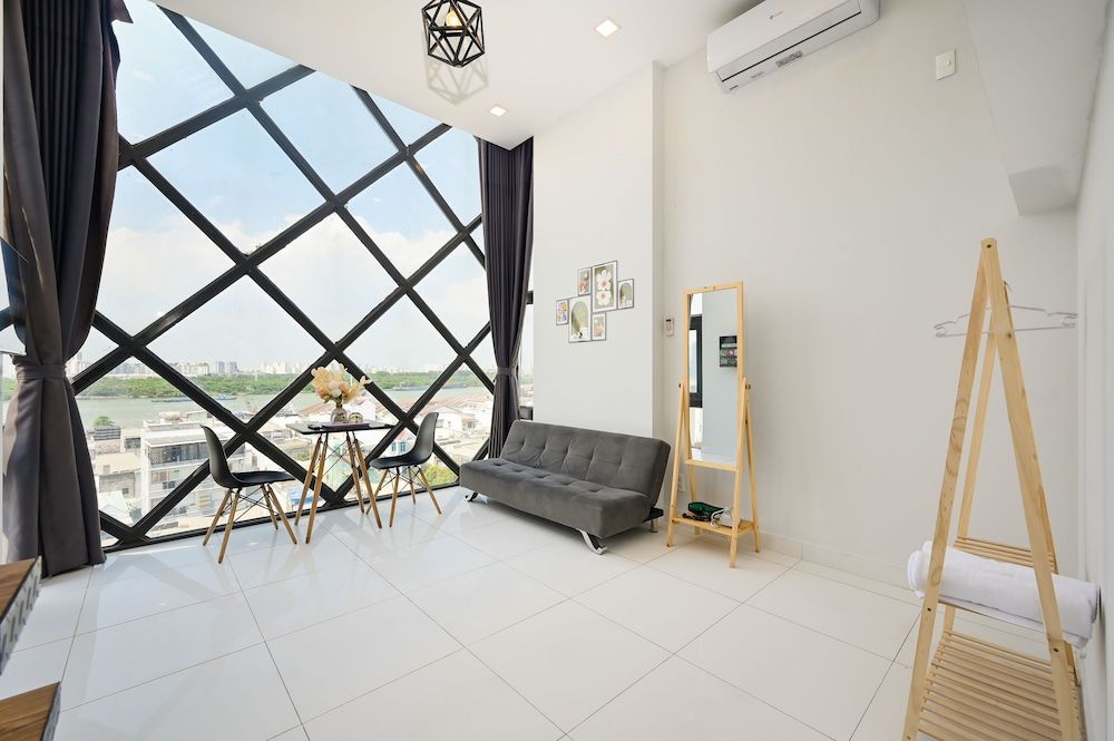 Huyen Apartment 1
