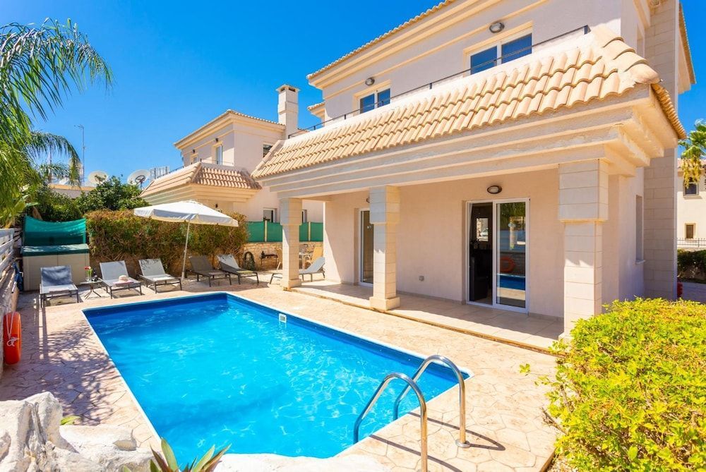 Villa Claudia in Paralimni 1