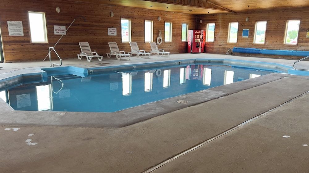 Serena Inn & Suites 1