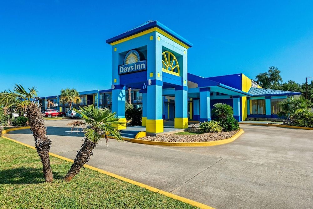 Days Inn by Wyndham Lafayette Near Lafayette Airport 1