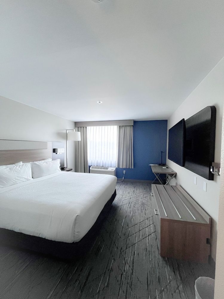 Holiday Inn Express Federal Way - Seattle South by IHG 2