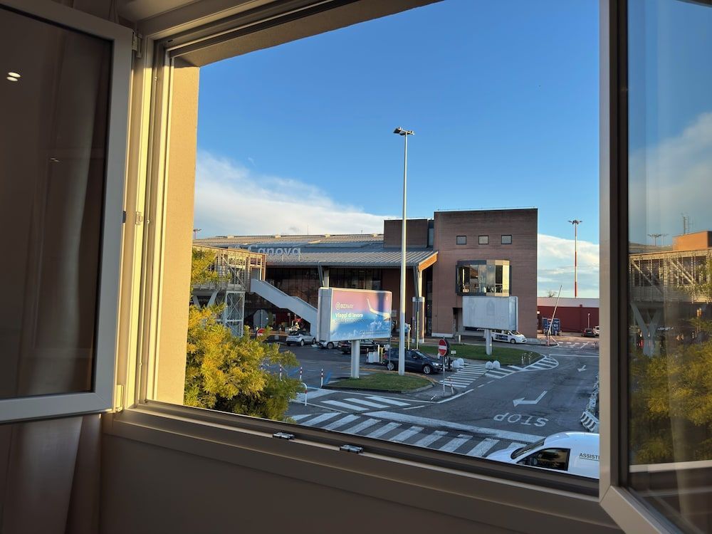 OTB ITALIA - Airport Rooms 2