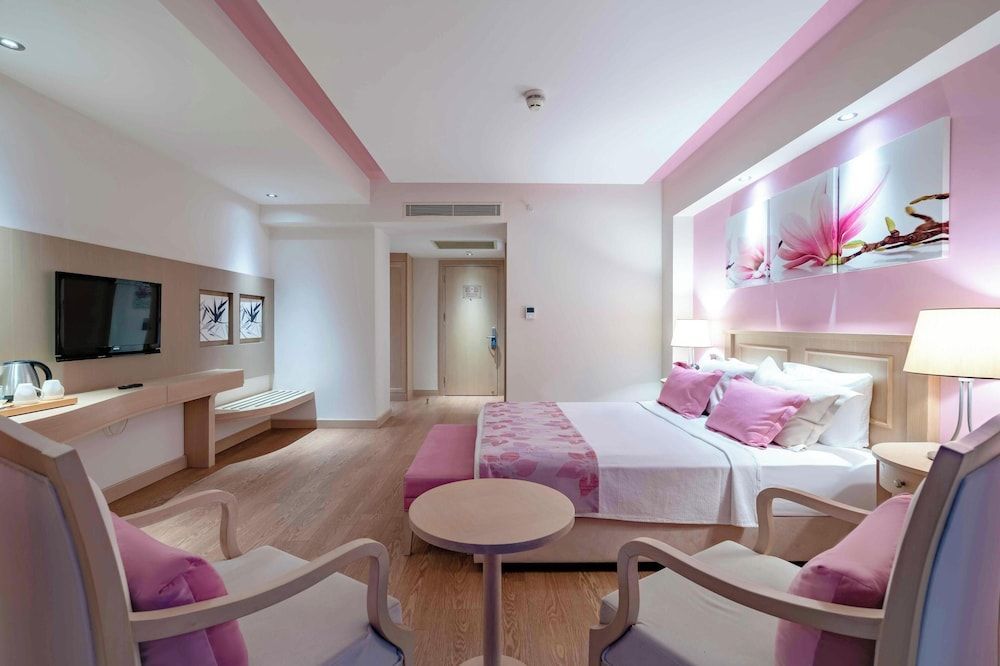Euphoria Aegean Resort & Spa (Halal Hotel) 2