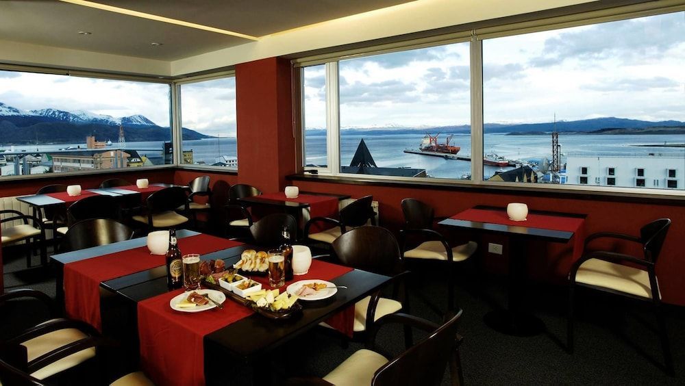 MIL810 Ushuaia Hotel 1