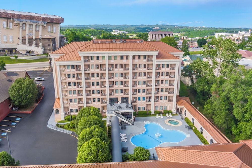 Clarion Inn Branson 1