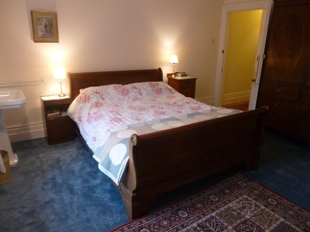 Lisle Combe Bed and Breakfast 2
