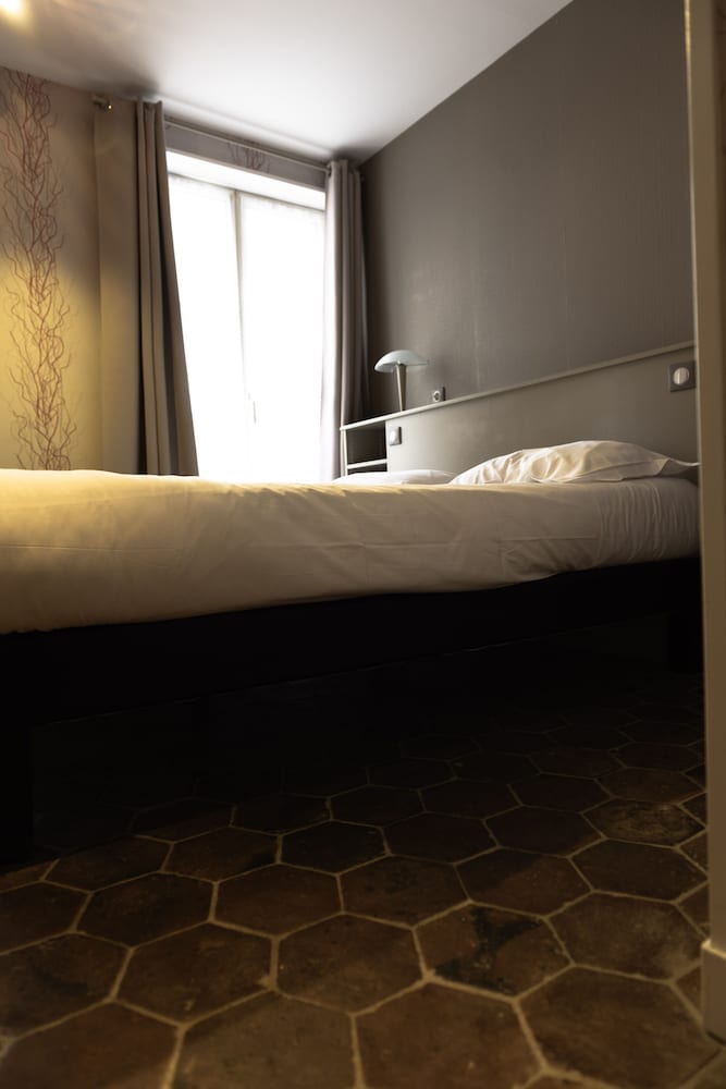 Hotel du Saumon, Verneuil sur Avre 1