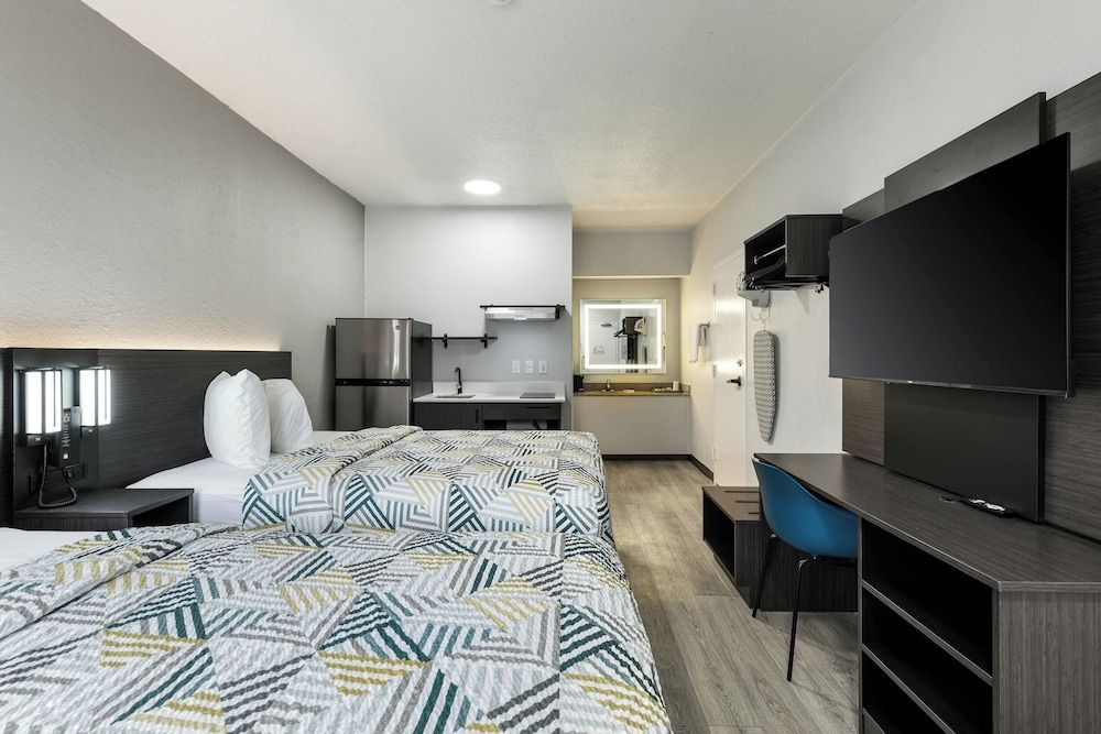 Studio 6 Suites Jacksonville, NC - Camp LeJeune 1