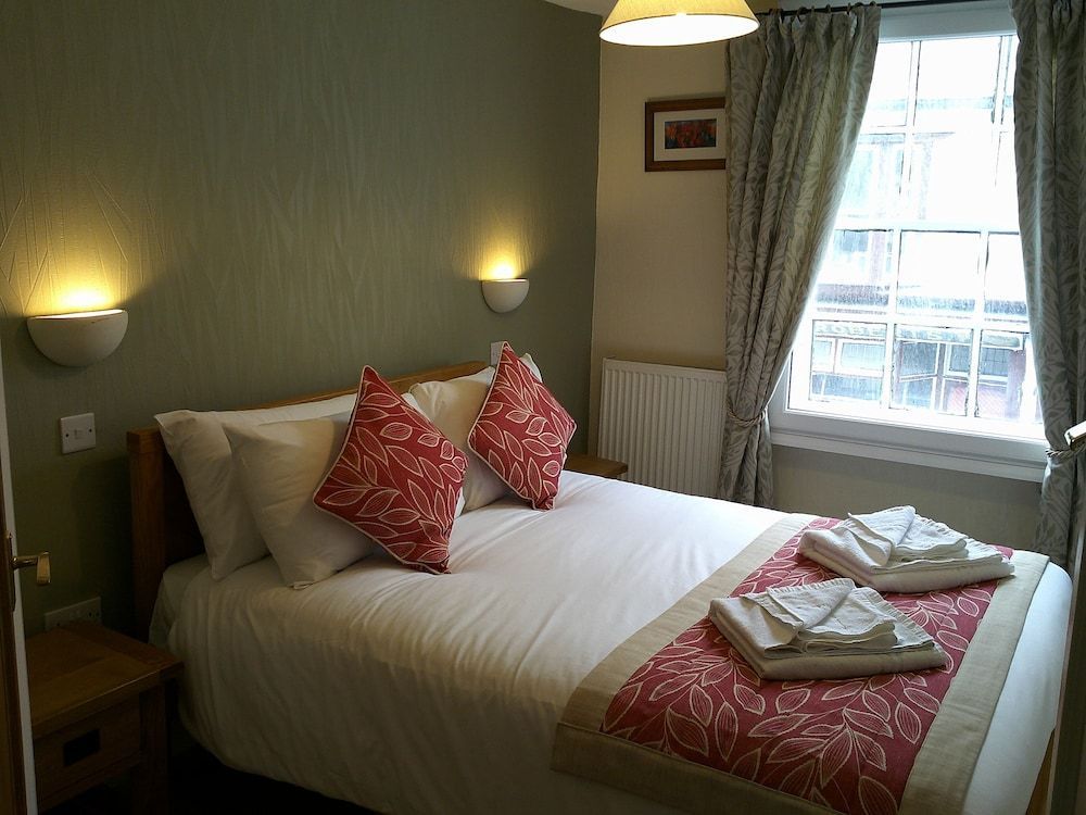 The Crown Hotel 2