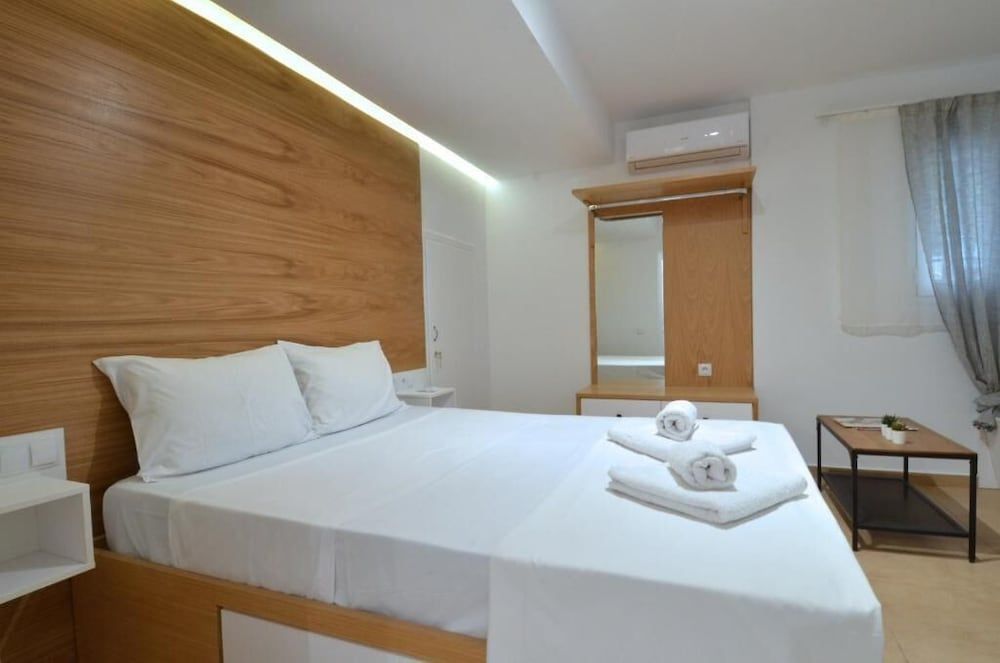 Acropolis, a nice and minimal apartment 1
