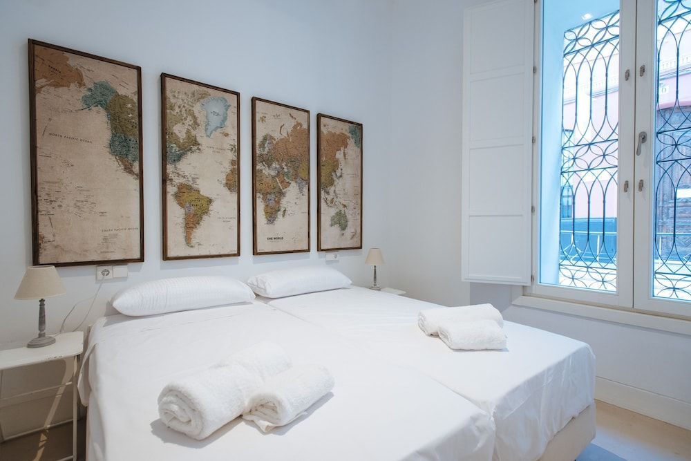 Eva Recommends Castellar Pool & Terrace 2