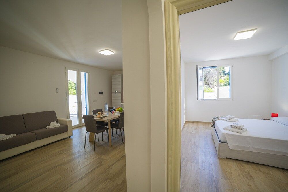 La Primula Apartment 3 With Sea-view 2