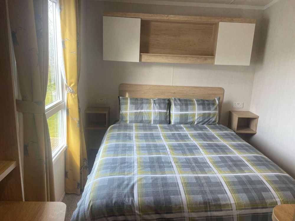 2 Bed-sleeps 6-patio-parking-pet Friendly 2